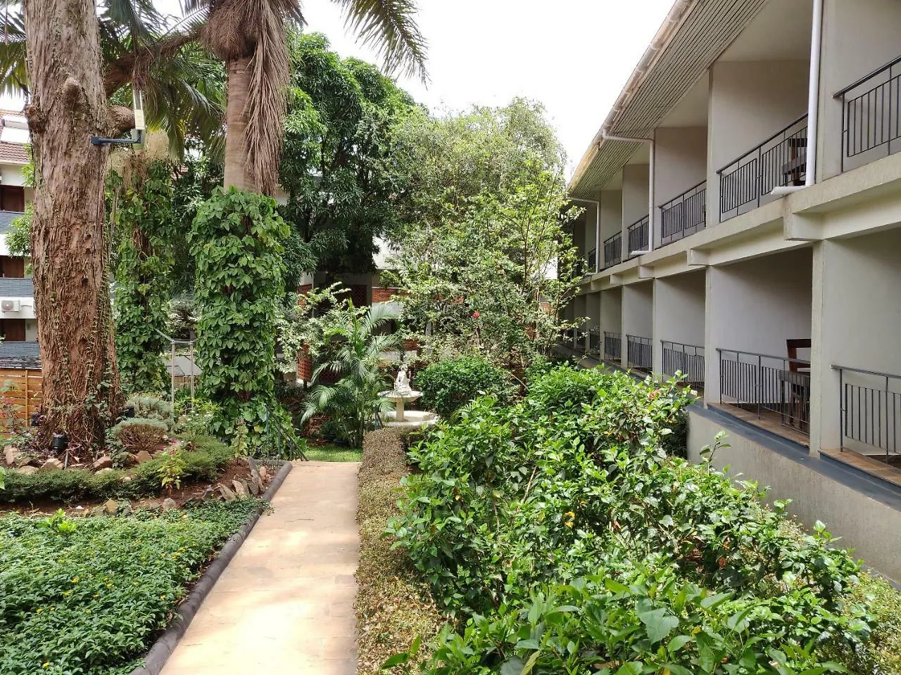 Fairway Hotel&Spa Kampala 4*,